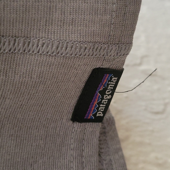 Patagonia Baselayer Size Medium - Picture 2 of 5